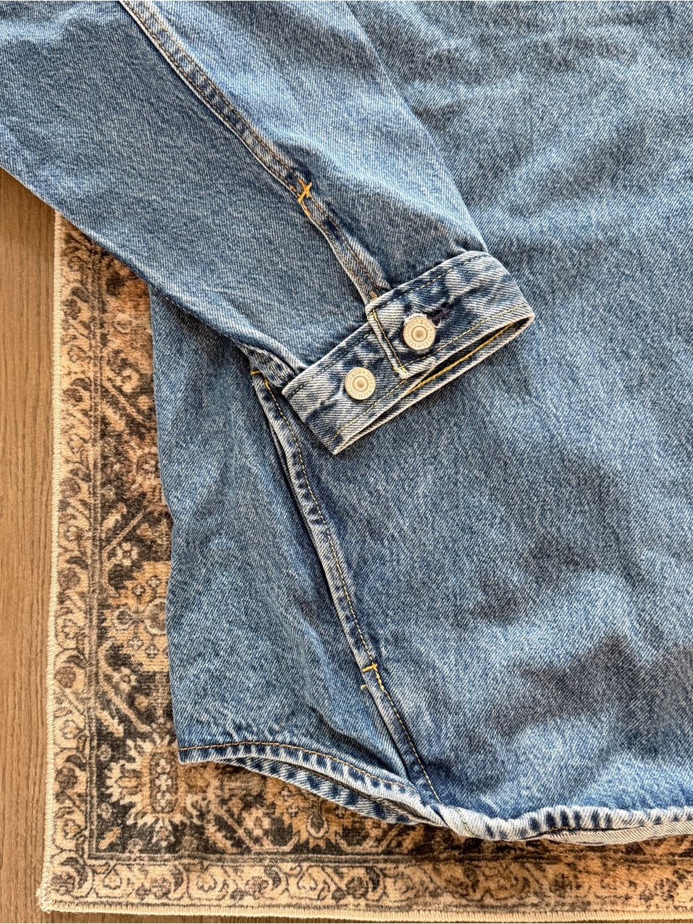 NWT Levi’s Men’s Oversized Twisted Shacket Denim Shirt Jacket Medium Wash Sz XL - Picture 7 of 15